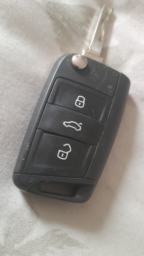 Genuine skoda button - skoda,