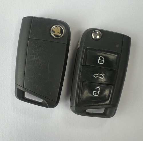 Genuine skoda button remote - 3,